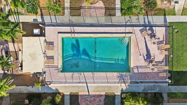 6006 MIDNIGHT PASS ROAD 11, Sarasota, FL 34242