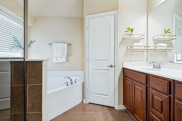 4916 Empire Way, Irving, TX 75038