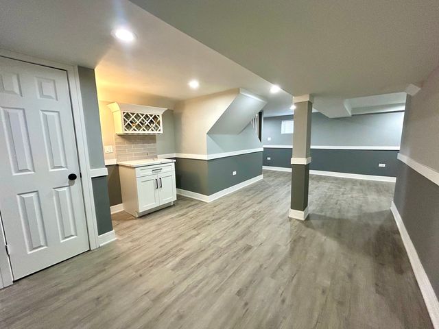 12613 S Michigan Avenue, Chicago, IL 60628