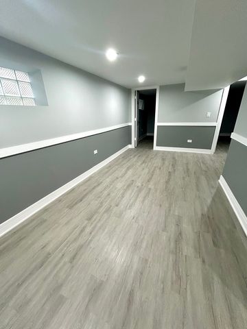 12613 S Michigan Avenue, Chicago, IL 60628