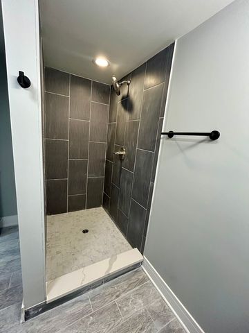 12613 S Michigan Avenue, Chicago, IL 60628