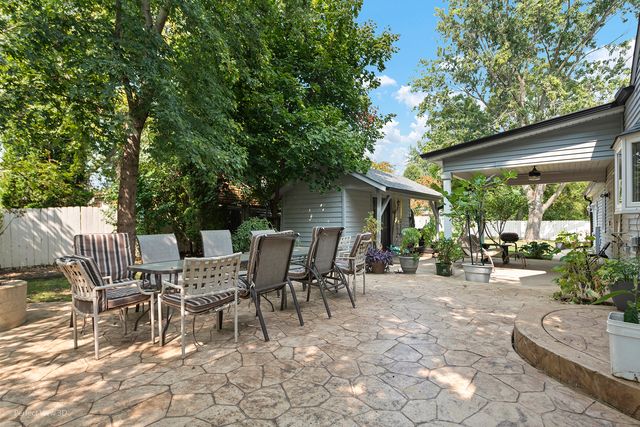 0N632 Gables Boulevard, Wheaton, IL 60187