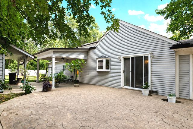 0N632 Gables Boulevard, Wheaton, IL 60187