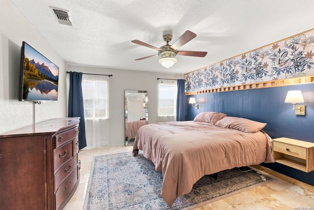 3443 HUNTERS CIR, San Antonio, TX 78230