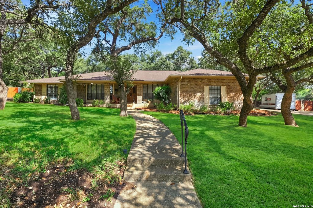 3443 HUNTERS CIR, San Antonio, TX 78230
