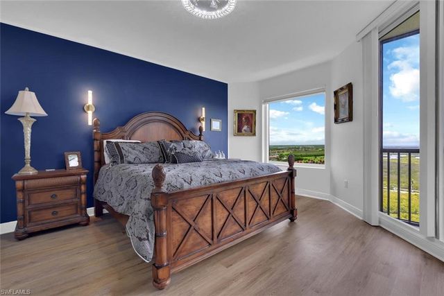 1065 Borghese LN 2003, Naples, FL 34114