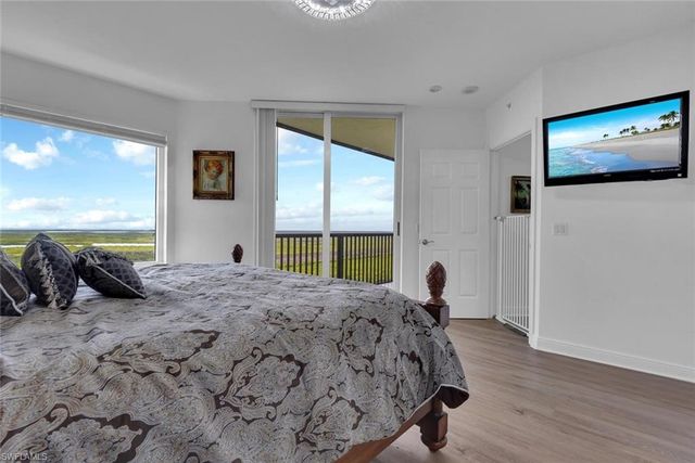 1065 Borghese LN 2003, Naples, FL 34114