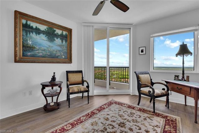 1065 Borghese LN 2003, Naples, FL 34114