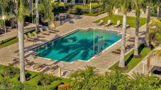1065 Borghese LN 2003, Naples, FL 34114