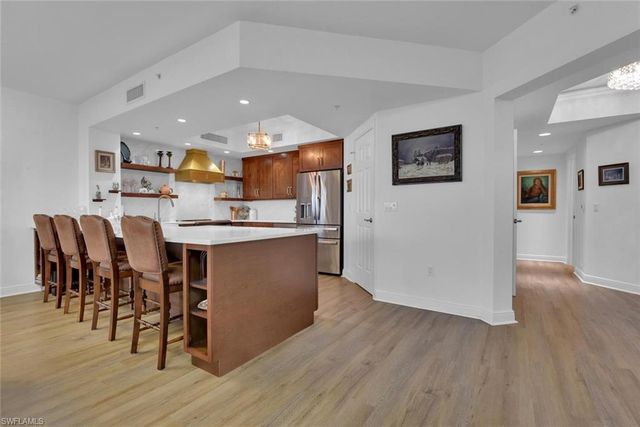 1065 Borghese LN 2003, Naples, FL 34114