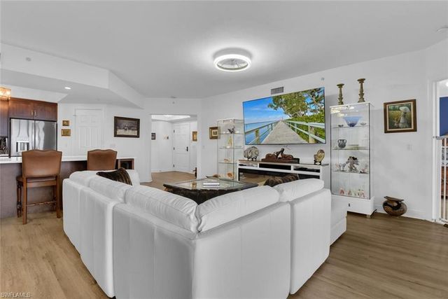 1065 Borghese LN 2003, Naples, FL 34114