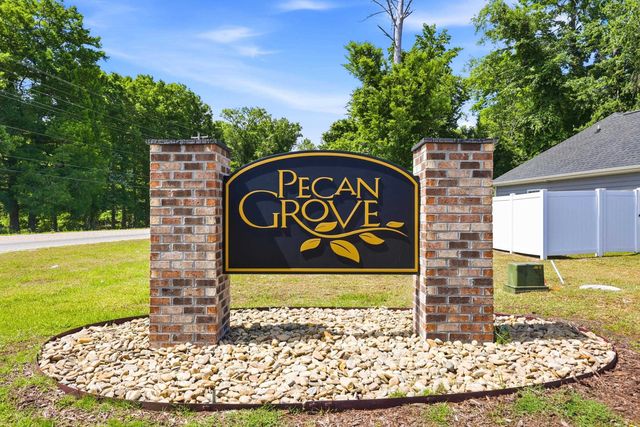 1037 Pecan Grove Blvd., Conway, SC 29527