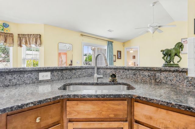 1037 Pecan Grove Blvd., Conway, SC 29527