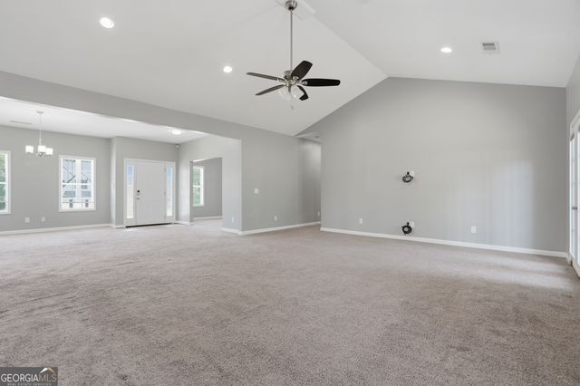 8 Landcaster Place, Oxford, GA 30054