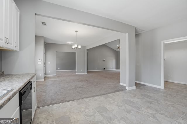 8 Landcaster Place, Oxford, GA 30054