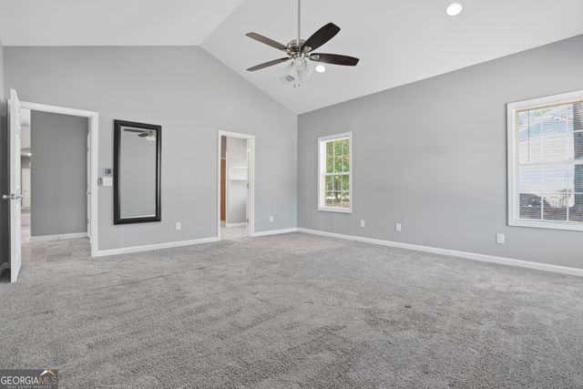 8 Landcaster Place, Oxford, GA 30054