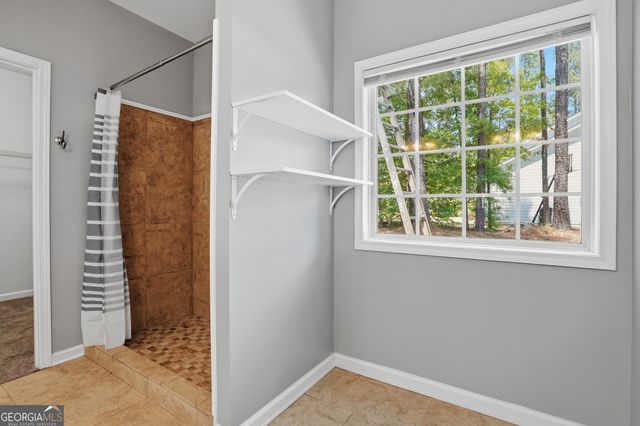 8 Landcaster Place, Oxford, GA 30054
