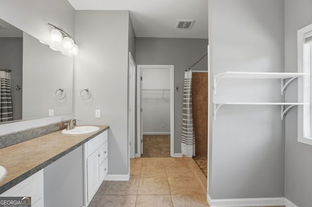 8 Landcaster Place, Oxford, GA 30054