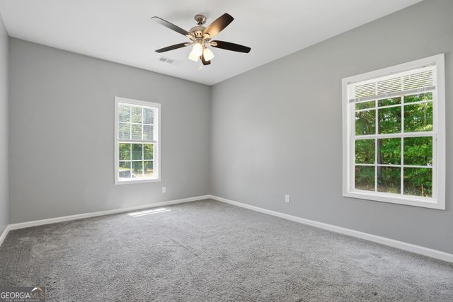 8 Landcaster Place, Oxford, GA 30054