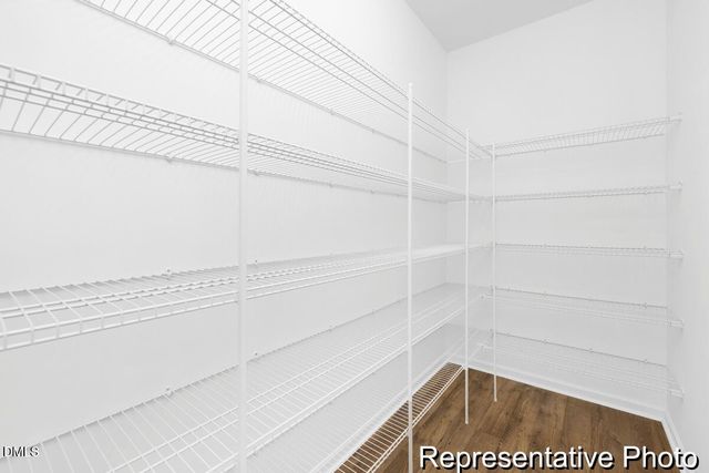 127 S Mule Way 105, Benson, NC 27504