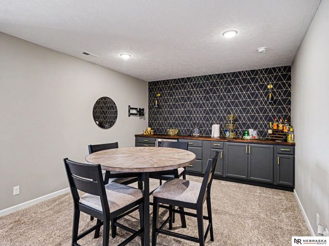 10515 S 110th Street, Papillion, NE 68046