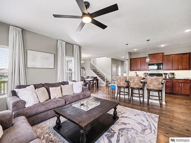 10515 S 110th Street, Papillion, NE 68046