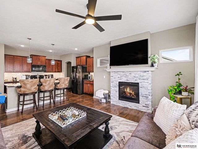 10515 S 110th Street, Papillion, NE 68046