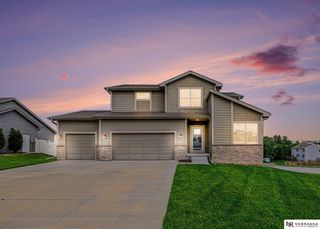 10515 S 110th Street, Papillion, NE 68046