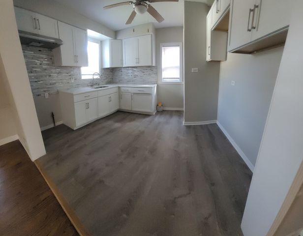 12217 S La Salle Street, Chicago, IL 60628