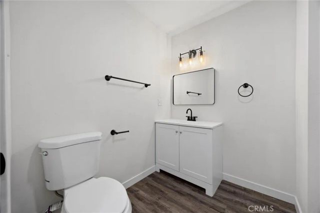 335 Hickorywood, Bakersfield, CA 93308