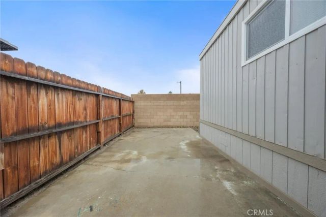 335 Hickorywood, Bakersfield, CA 93308
