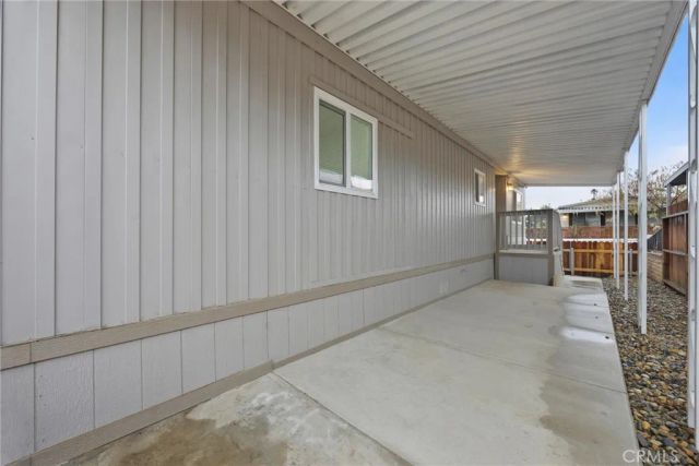 335 Hickorywood, Bakersfield, CA 93308