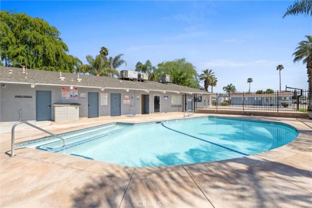 335 Hickorywood, Bakersfield, CA 93308