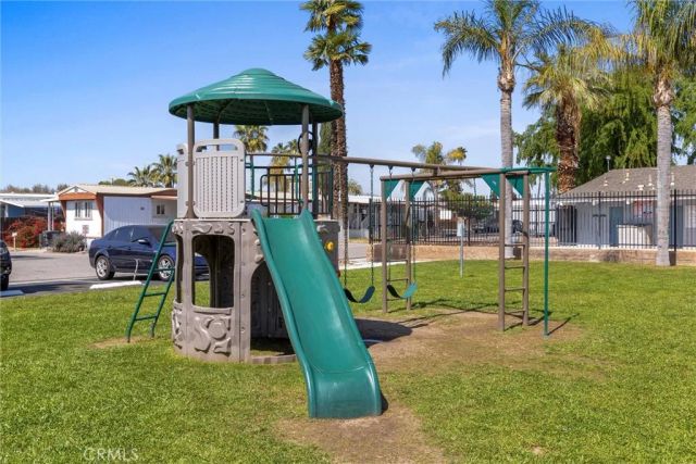 335 Hickorywood, Bakersfield, CA 93308
