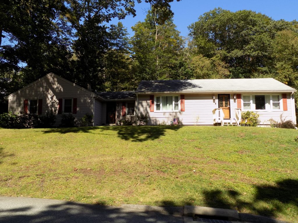 84 Machine Shop Hill Road, Windham, CT 06266