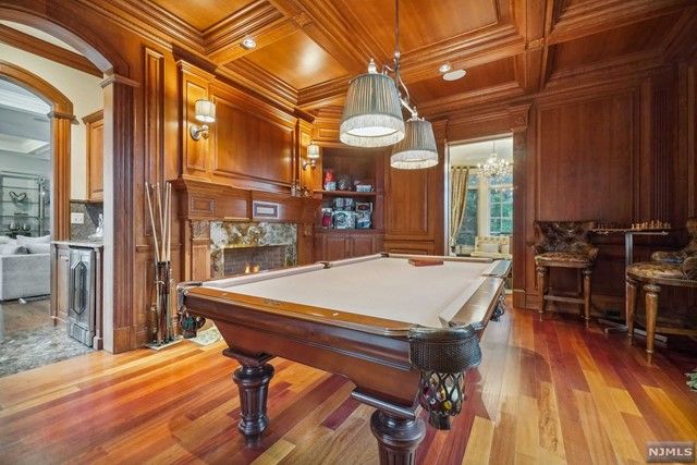 121 Churchill Road, Tenafly, NJ 07670