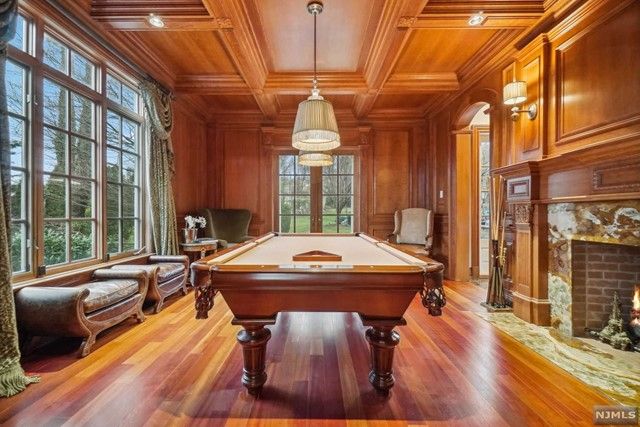 121 Churchill Road, Tenafly, NJ 07670
