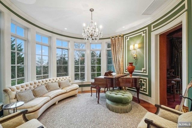 121 Churchill Road, Tenafly, NJ 07670