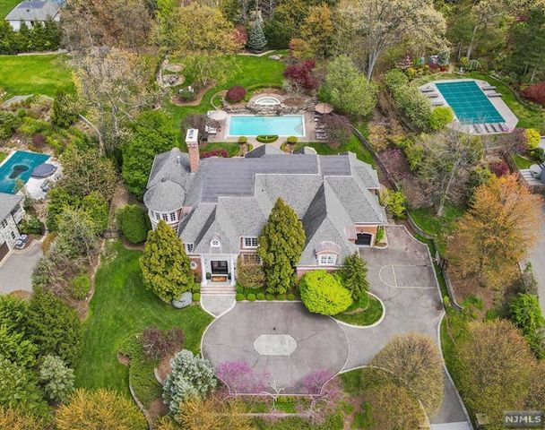 121 Churchill Road, Tenafly, NJ 07670