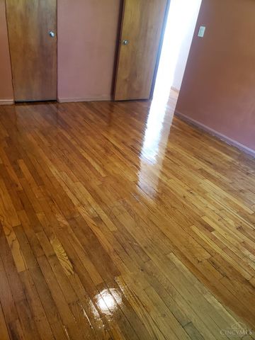 65 Drummond Street, Greenhills, OH 45218