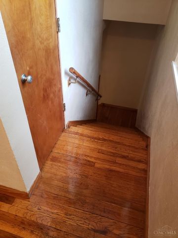 65 Drummond Street, Greenhills, OH 45218