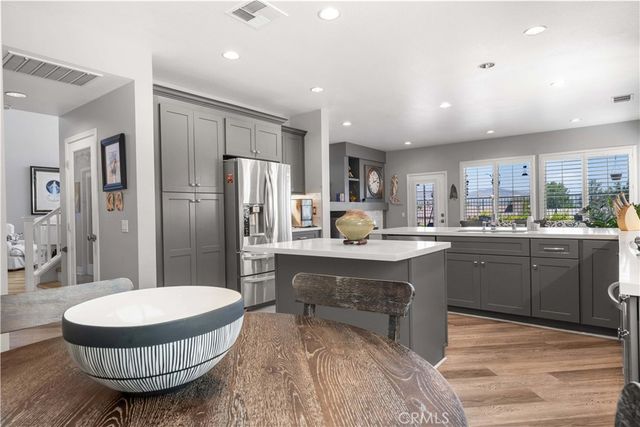 8805 E Crestview, Anaheim Hills, CA 92808