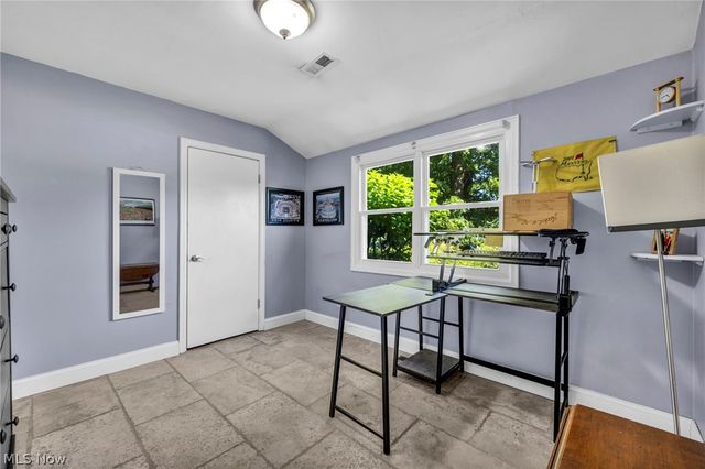 23111 Lincolnshire Drive, Bay Village, OH 44140