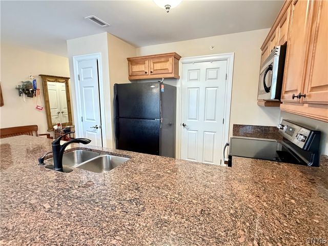 28 Maple Street 103, Marcellus, NY 13108