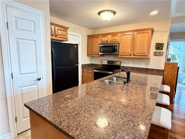 28 Maple Street 103, Marcellus, NY 13108