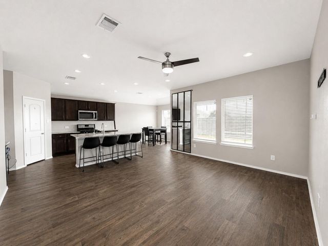 8203 Tamarind Lane, Baytown, TX 77521