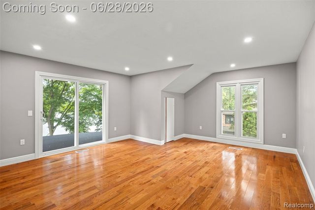 44429 Harmony Lane, Belleville, MI 48111