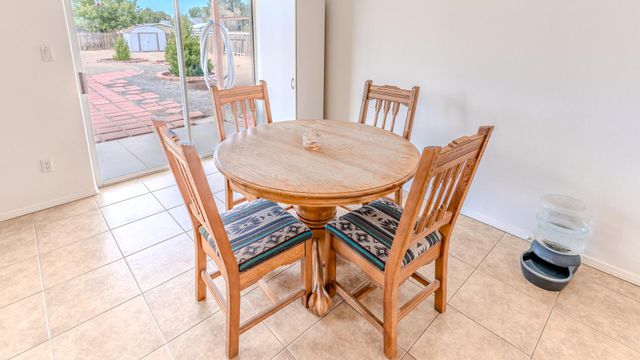 11 Rodgers Drive, Los Lunas, NM 87031