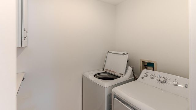 11 Rodgers Drive, Los Lunas, NM 87031