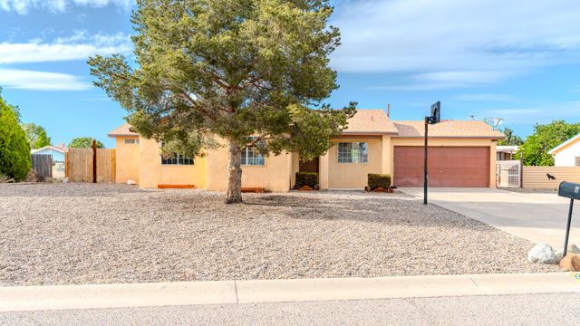 11 Rodgers Drive, Los Lunas, NM 87031